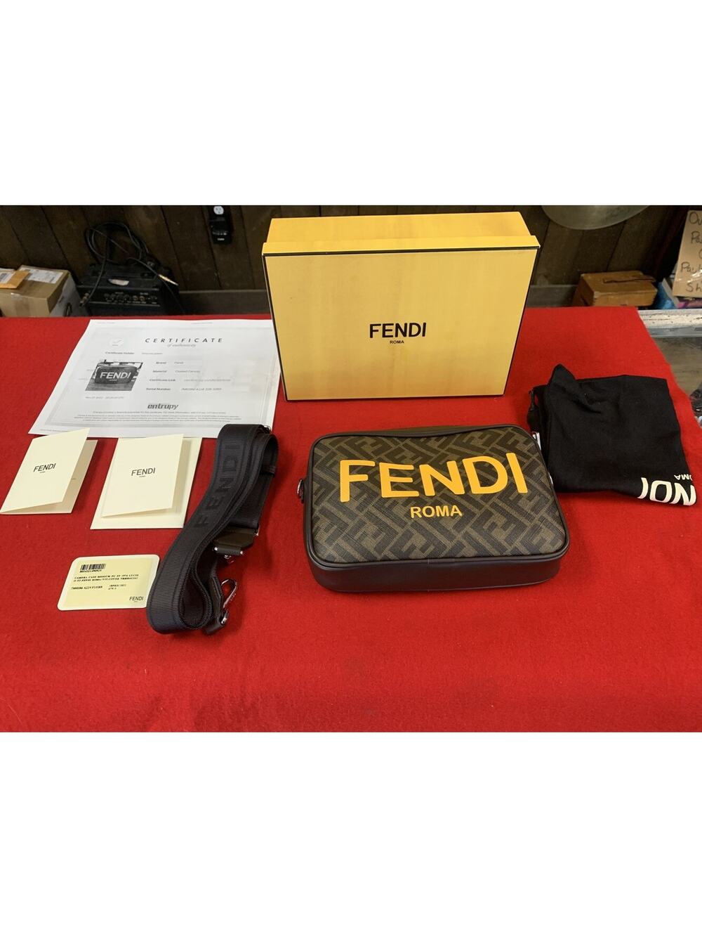Fendi Camera Case Medium 1974 Lucid O St. Fendi Roma - PPS (313107)